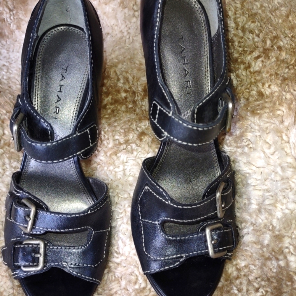 Tahari buckle heels style Darryl